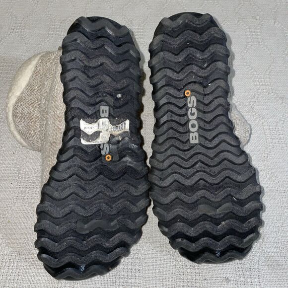 Bogs Women’s Ankle Boots Size 8 M Beige Fabric Warmth Winter Snow - Picture 6 of 12